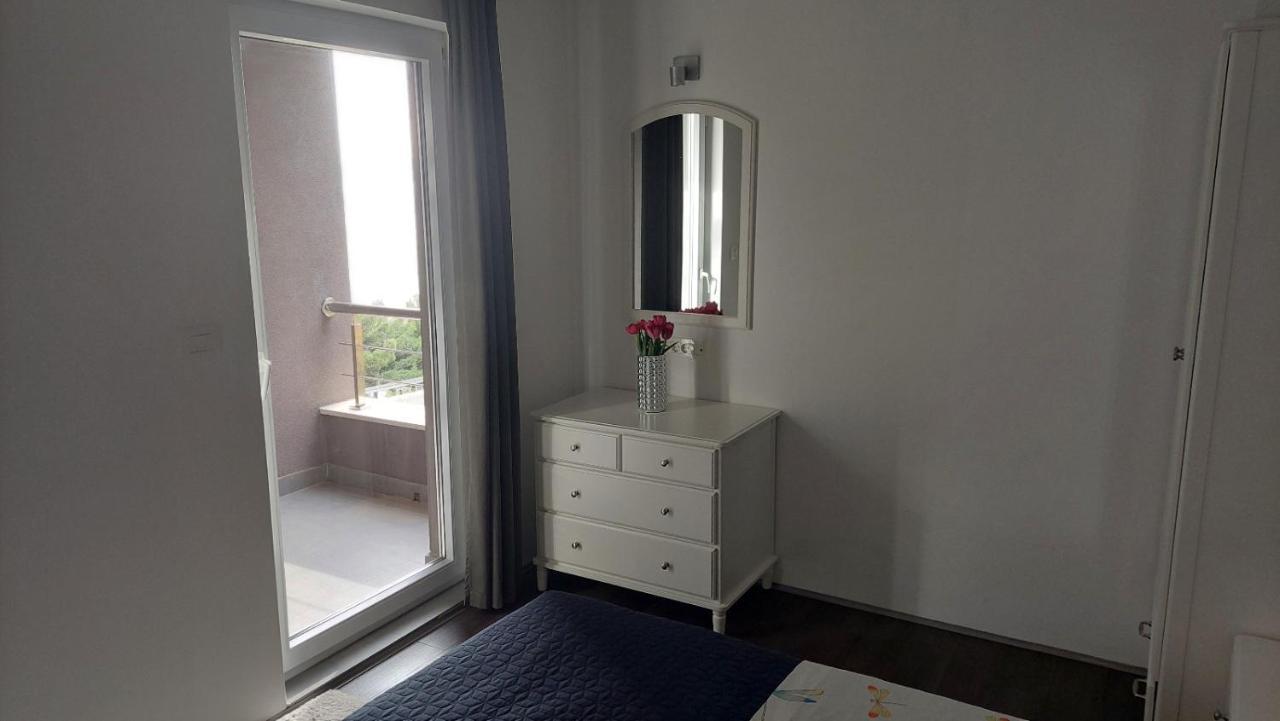 Villa Jolara-Luxury Apartment A8 Mimice Exteriör bild